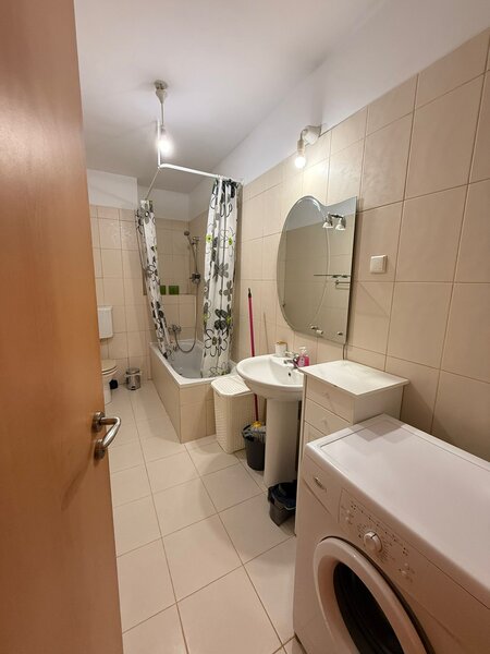 Doamna Ghica x Baicului, Gara de Est, langa Lidl, Ghica Plaza